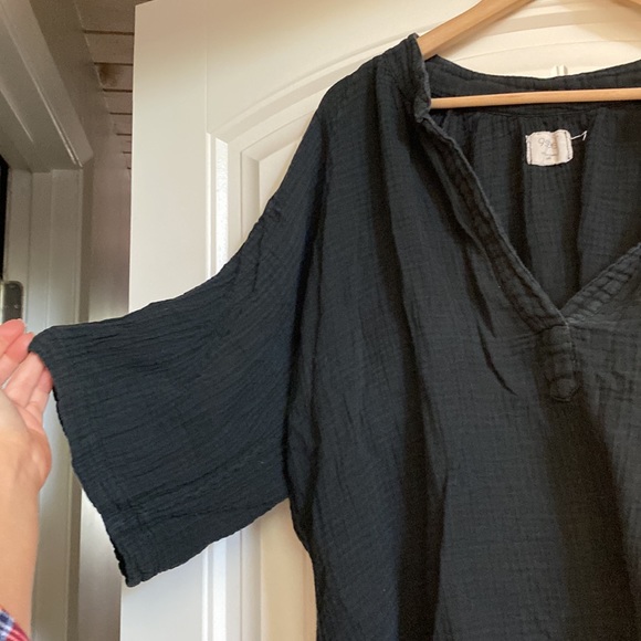 9Seed black popover gauzy top - Picture 7 of 8